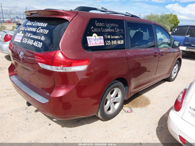 46213370 :رقم المزاد ، 5TDKK3DC6BS155404 vin ، 2011 Toyota Sienna Le V6 مزاد بيع