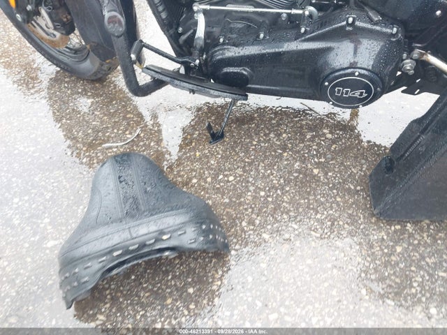 Harley-Davidson FLHCS 2019 1HD1YBK28KB073825 Image 11