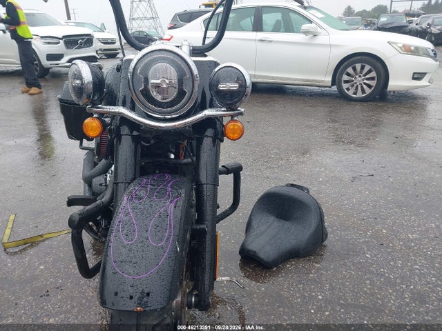 Harley-Davidson FLHCS 2019 1HD1YBK28KB073825 Image 5