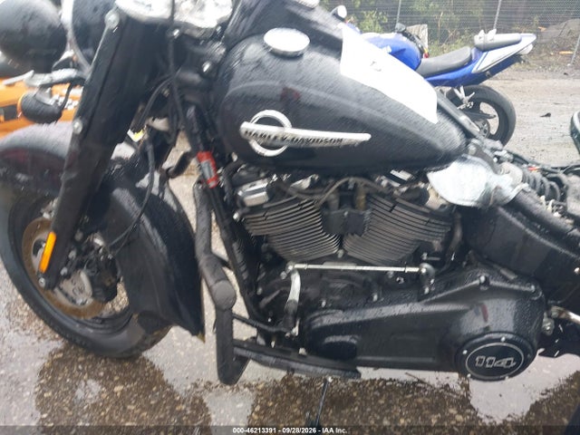 Harley-Davidson FLHCS 2019 1HD1YBK28KB073825 Image 9