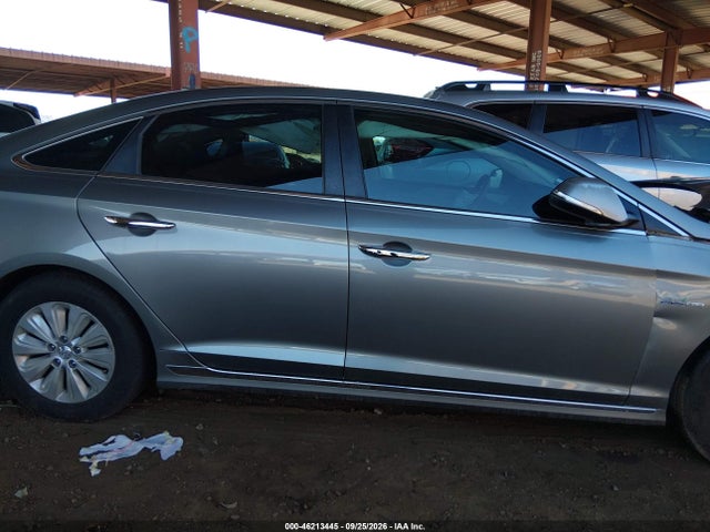 Aukcja sprzedaży 2017 Hyundai Sonata Hybrid Se, vin: KMHE24L34HA069000, numer aukcji: 46213445