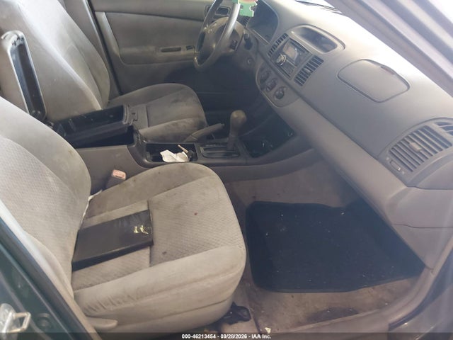 46213454 :رقم المزاد ، 4T1BE32K04U279924 vin ، 2004 Toyota Camry Le مزاد بيع