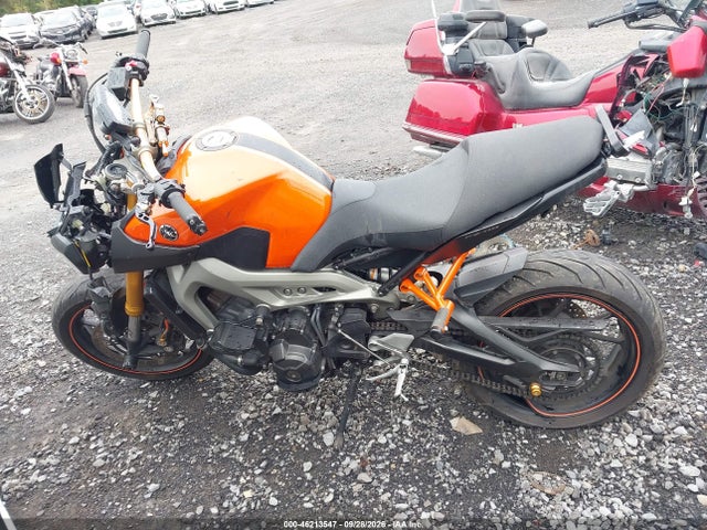46213547 :رقم المزاد ، JYARN33E6EA001734 vin ، 2014 Yamaha Fz09 مزاد بيع