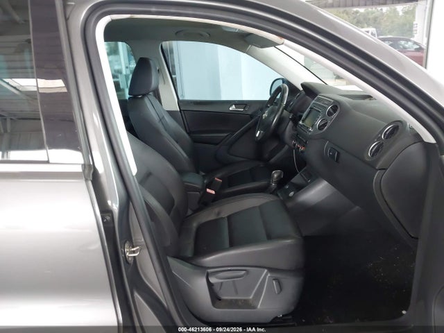 2015 Volkswagen Tiguan Se მანქანა იყიდება აუქციონზე, vin: WVGAV7AX4FW593955, აუქციონის ნომერი: 46213606