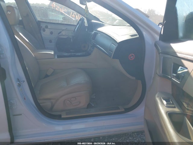 46213654 :رقم المزاد ، SAJWA0FB9BLS12303 vin ، 2011 Jaguar Xf مزاد بيع