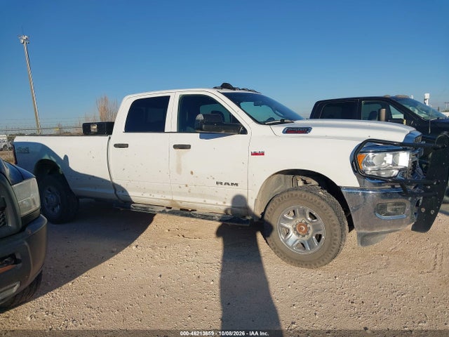 46213659 :رقم المزاد ، 3C6UR5HJ1NG438327 vin ، 2022 Ram 2500 Tradesman  4x4 8' Box مزاد بيع