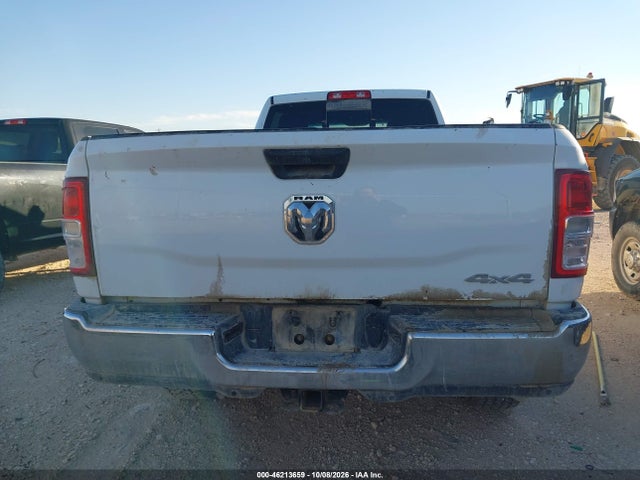 46213659 :رقم المزاد ، 3C6UR5HJ1NG438327 vin ، 2022 Ram 2500 Tradesman  4x4 8' Box مزاد بيع