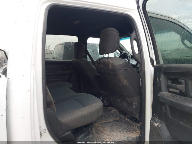 46213659 :رقم المزاد ، 3C6UR5HJ1NG438327 vin ، 2022 Ram 2500 Tradesman  4x4 8' Box مزاد بيع