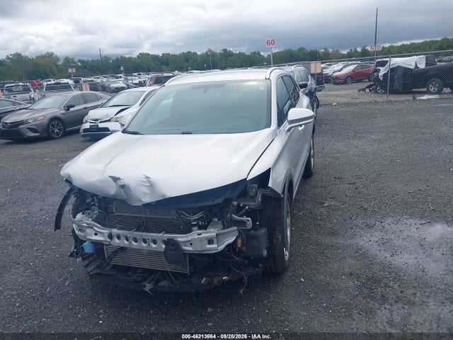 Продаж на аукціоні авто 2018 Lincoln Mkc Premiere, vin: 5LMCJ1C9XJUL21573, номер лоту: 46213664