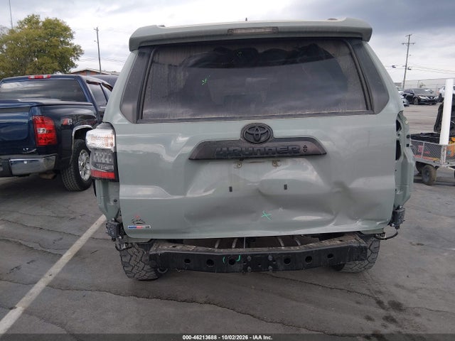 Продажа на аукционе авто 2022 Toyota 4runner Trd Off Road Premium, vin: JTERU5JR1N6059760, номер лота: 46213688