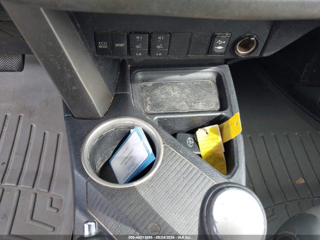 Продажа на аукционе авто 2015 Toyota Rav4 Limited, vin: 2T3DFREV8FW244671, номер лота: 46213695