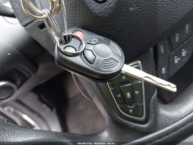 46213742 :رقم المزاد ، 1FADP3M26JL202339 vin ، 2018 Ford Focus Sel مزاد بيع