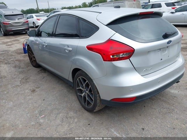 46213742 :رقم المزاد ، 1FADP3M26JL202339 vin ، 2018 Ford Focus Sel مزاد بيع