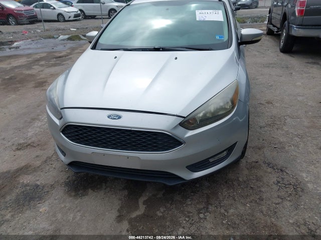 46213742 :رقم المزاد ، 1FADP3M26JL202339 vin ، 2018 Ford Focus Sel مزاد بيع