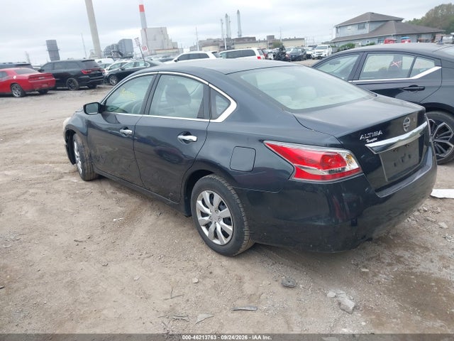 2015 Nissan Altima 2.5/2.5 S/2.5 Sl/2.5 Sv მანქანა იყიდება აუქციონზე, vin: 1N4AL3AP6FN301544, აუქციონის ნომერი: 46213763