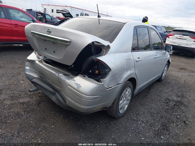 46213810 :رقم المزاد ، 3N1BC1AP4BL452981 vin ، 2011 Nissan Versa 1.8s مزاد بيع
