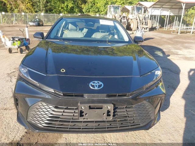 46213839 :رقم المزاد ، 4T1DAACK1SU182963 vin ، 2025 Toyota Camry Le مزاد بيع