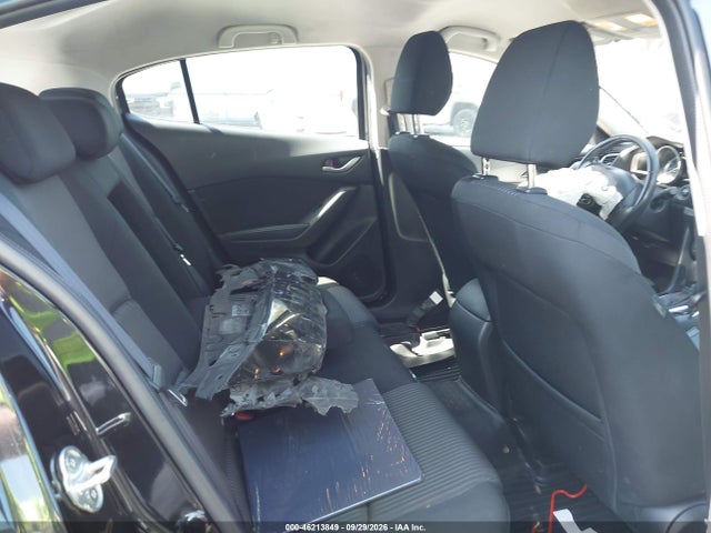 Продажа на аукционе авто 2015 Mazda Mazda3 I Touring, vin: JM1BM1L79F1261299, номер лота: 46213849