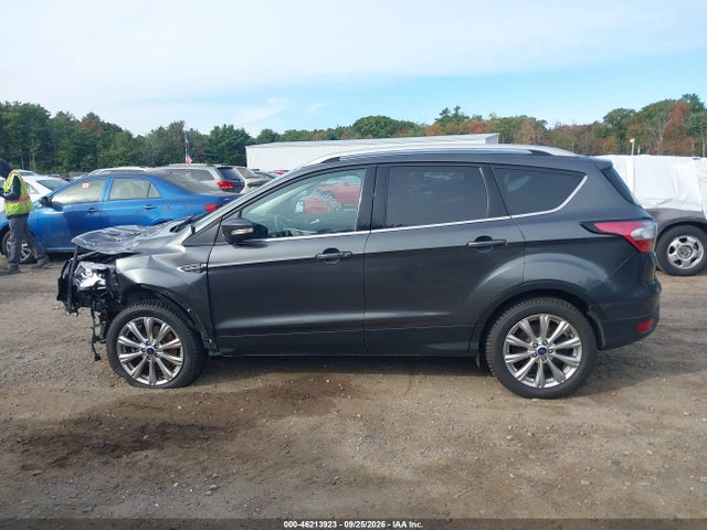 Продаж на аукціоні авто 2018 Ford Escape Titanium, vin: 1FMCU9J92JUB33156, номер лоту: 46213923