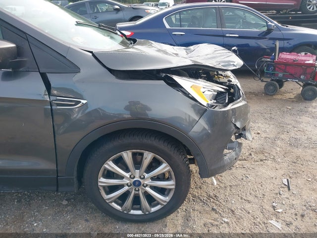 Продаж на аукціоні авто 2018 Ford Escape Titanium, vin: 1FMCU9J92JUB33156, номер лоту: 46213923