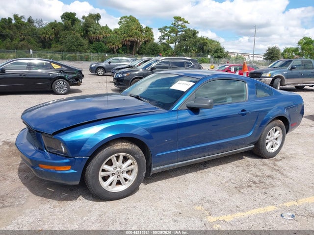 2007 Ford Mustang V6 Deluxe/v6 Premium მანქანა იყიდება აუქციონზე, vin: 1ZVFT80N675196886, აუქციონის ნომერი: 46213961