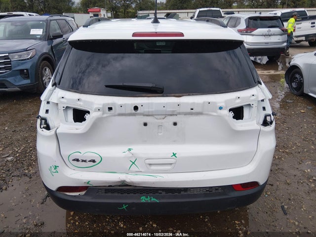 2025 Jeep Compass Latitude 4x4 მანქანა იყიდება აუქციონზე, vin: 3C4NJDBN7ST617985, აუქციონის ნომერი: 46214074