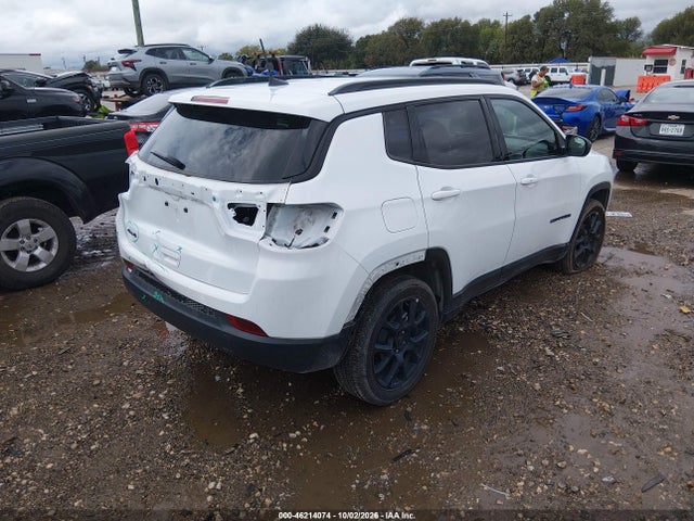 2025 Jeep Compass Latitude 4x4 მანქანა იყიდება აუქციონზე, vin: 3C4NJDBN7ST617985, აუქციონის ნომერი: 46214074