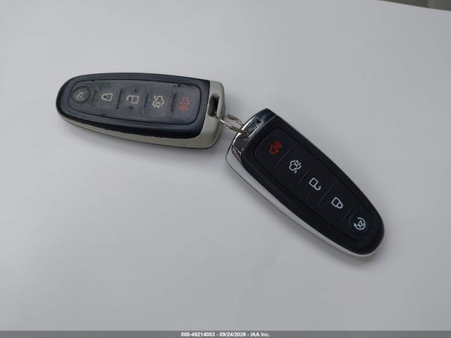 Продажа на аукционе авто 2013 Ford Escape Sel, vin: 1FMCU9H94DUA69213, номер лота: 46214083
