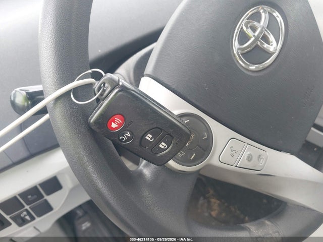 Продажа на аукционе авто 2013 Toyota Prius Three, vin: JTDKN3DU6D1668815, номер лота: 46214105