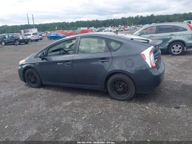 Продажа на аукционе авто 2013 Toyota Prius Three, vin: JTDKN3DU6D1668815, номер лота: 46214105