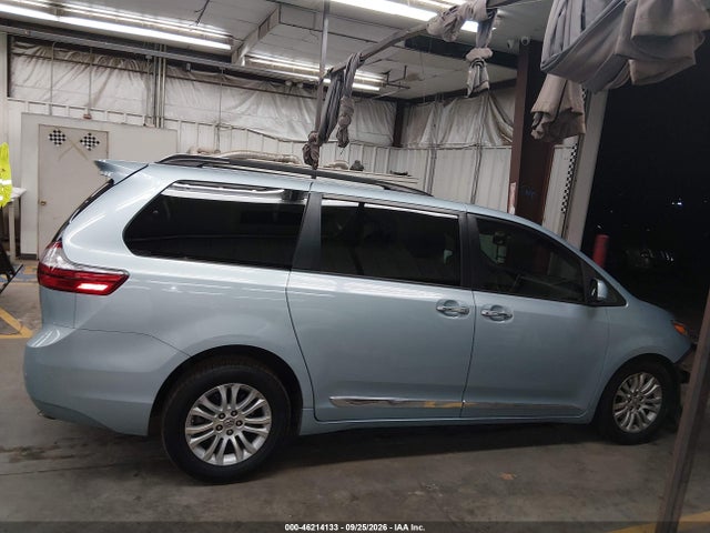 2015 Toyota Sienna Xle Premium 8 Passenger მანქანა იყიდება აუქციონზე, vin: 5TDYK3DC0FS684573, აუქციონის ნომერი: 46214133