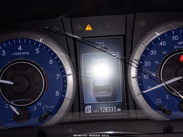 2015 Toyota Sienna Xle Premium 8 Passenger მანქანა იყიდება აუქციონზე, vin: 5TDYK3DC0FS684573, აუქციონის ნომერი: 46214133