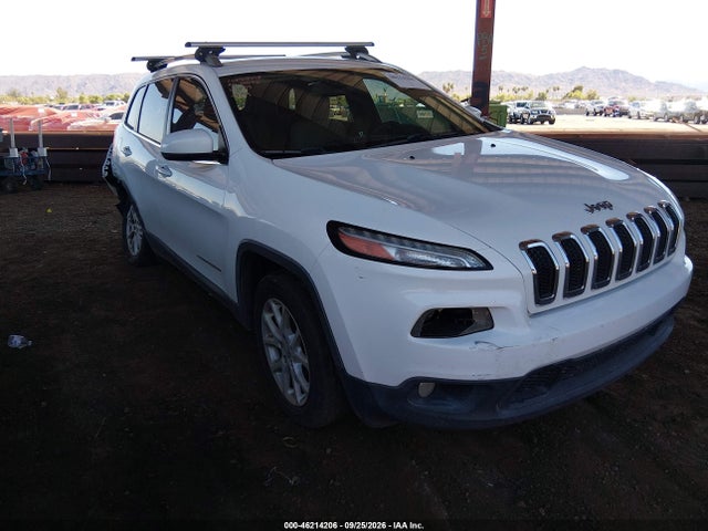 46214206 :رقم المزاد ، 1C4PJLCB9HW667474 vin ، 2017 Jeep Cherokee Latitude Fwd مزاد بيع