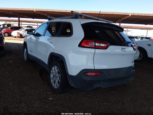 46214206 :رقم المزاد ، 1C4PJLCB9HW667474 vin ، 2017 Jeep Cherokee Latitude Fwd مزاد بيع