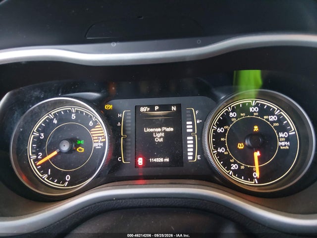 46214206 :رقم المزاد ، 1C4PJLCB9HW667474 vin ، 2017 Jeep Cherokee Latitude Fwd مزاد بيع