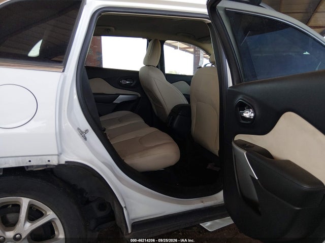 46214206 :رقم المزاد ، 1C4PJLCB9HW667474 vin ، 2017 Jeep Cherokee Latitude Fwd مزاد بيع