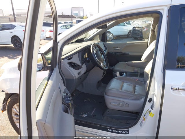 2015 Toyota Sienna Xle Premium 8 Passenger მანქანა იყიდება აუქციონზე, vin: 5TDYK3DC2FS625993, აუქციონის ნომერი: 46214243