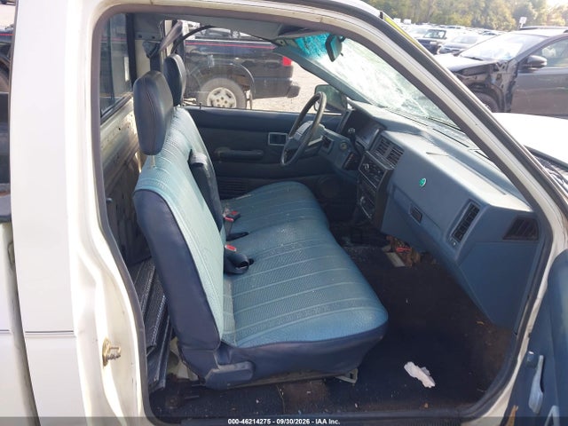 1993 Nissan Truck Short Wheelbase მანქანა იყიდება აუქციონზე, vin: 1N6SD11S7PC328265, აუქციონის ნომერი: 46214275