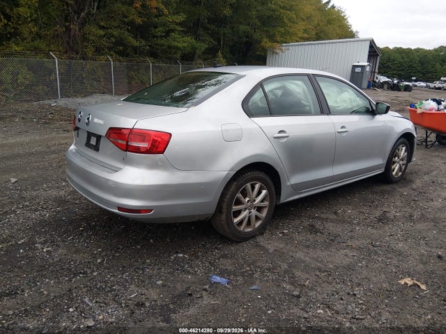 2015 Volkswagen Jetta 1.8t Se მანქანა იყიდება აუქციონზე, vin: 3VWD17AJ6FM295719, აუქციონის ნომერი: 46214280