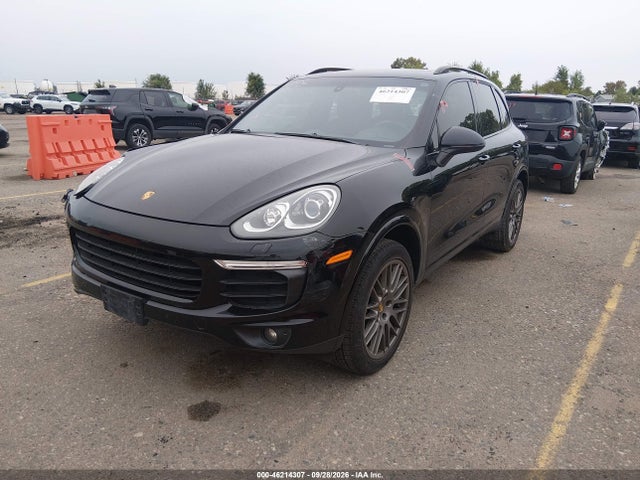 46214307 :رقم المزاد ، WP1AA2A23HKA85346 vin ، 2017 Porsche Cayenne مزاد بيع