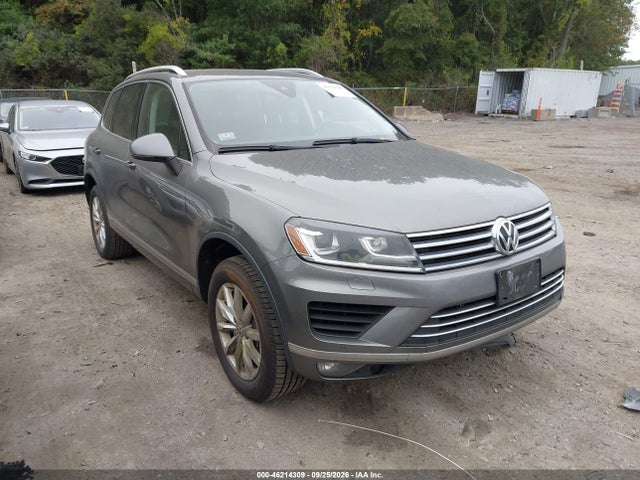 Продаж на аукціоні авто 2016 Volkswagen Touareg Vr6 Sport, vin: WVGEF9BP2GD010160, номер лоту: 46214309