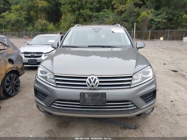 46214309 :رقم المزاد ، WVGEF9BP2GD010160 vin ، 2016 Volkswagen Touareg Vr6 Sport مزاد بيع