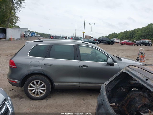 46214309 :رقم المزاد ، WVGEF9BP2GD010160 vin ، 2016 Volkswagen Touareg Vr6 Sport مزاد بيع