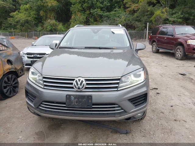 46214309 :رقم المزاد ، WVGEF9BP2GD010160 vin ، 2016 Volkswagen Touareg Vr6 Sport مزاد بيع