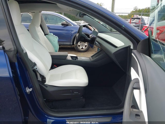 Продаж на аукціоні авто 2026 Tesla Model Y All-wheel Drive/long Range Launch Series/premium All-wheel Drive, vin: 7SAYGDEE7TA429152, номер лоту: 46214311