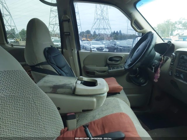 Продажа на аукционе авто 2001 Ford F-150 King Ranch Edition/lariat/xlt, vin: 1FTRW08W21KE22050, номер лота: 46214429