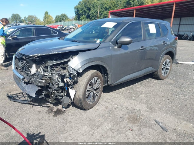 46214440 :رقم المزاد ، 5N1BT3BA4PC839970 vin ، 2023 Nissan Rogue Sv Fwd مزاد بيع