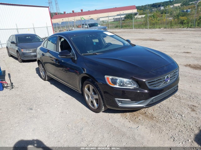 46214455 :رقم المزاد ، YV1612FS2E1288806 vin ، 2014 Volvo S60 T5 Platinum مزاد بيع
