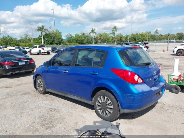 46214469 :رقم المزاد ، 3N1BC13EX8L443772 vin ، 2008 Nissan Versa 1.8s مزاد بيع