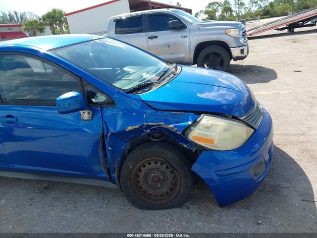46214469 :رقم المزاد ، 3N1BC13EX8L443772 vin ، 2008 Nissan Versa 1.8s مزاد بيع